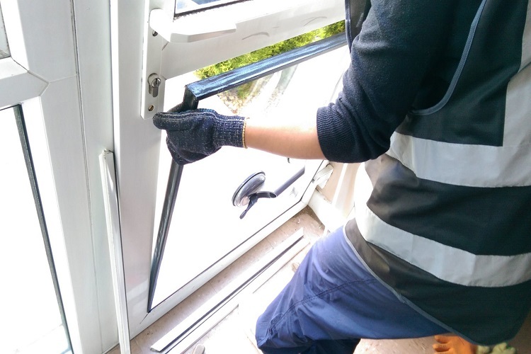 Installation and double glazing repairs